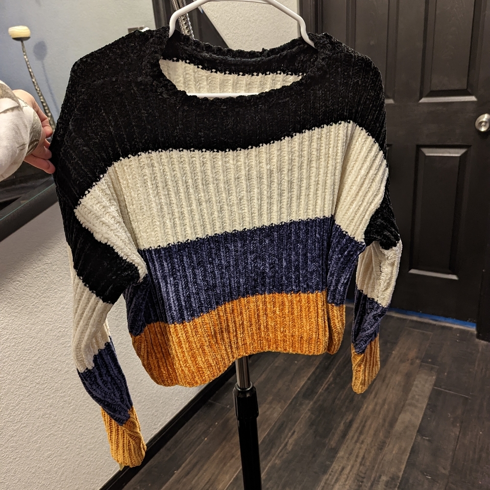 Cropped striped sweater